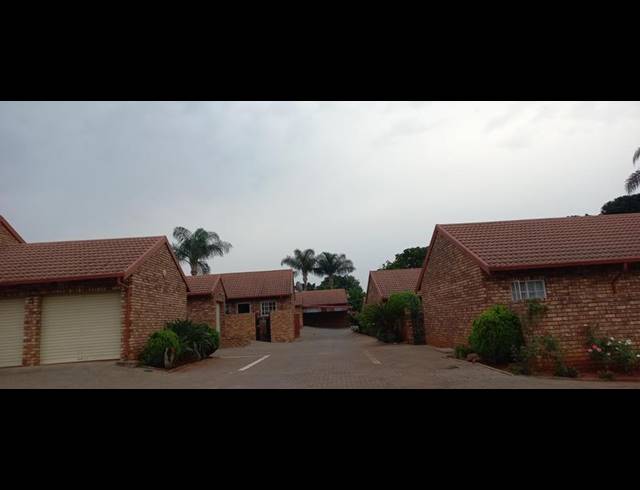 2 BEDROOM COMPLEX FOR SALE IN AMANDASIG